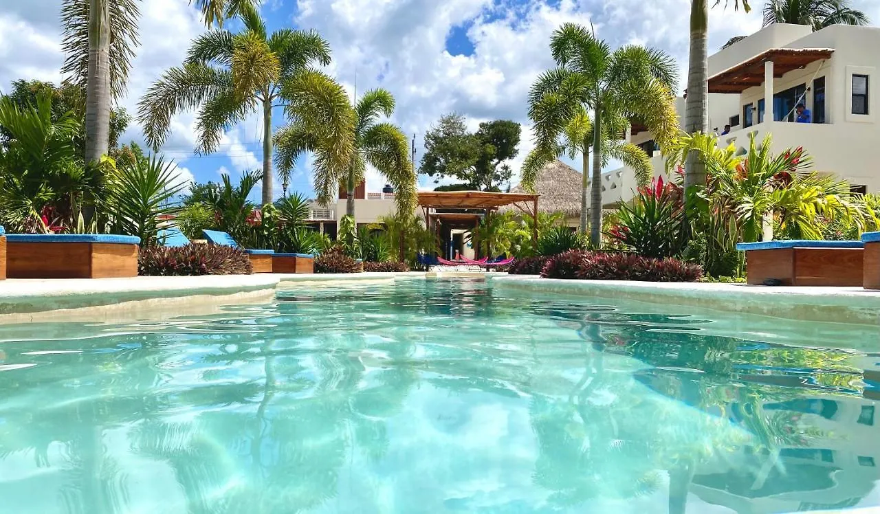 Hotel Blue Palm Bacalar