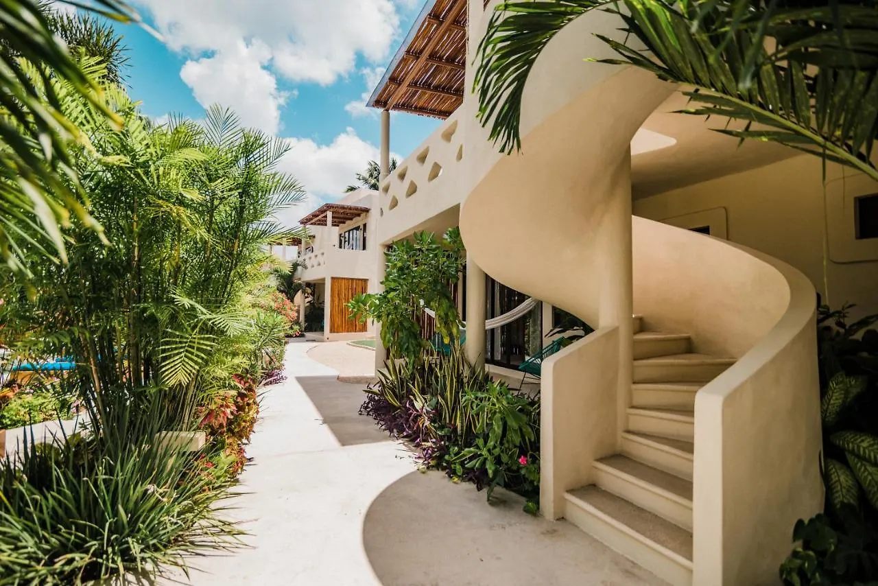 Hotel Blue Palm Bacalar
