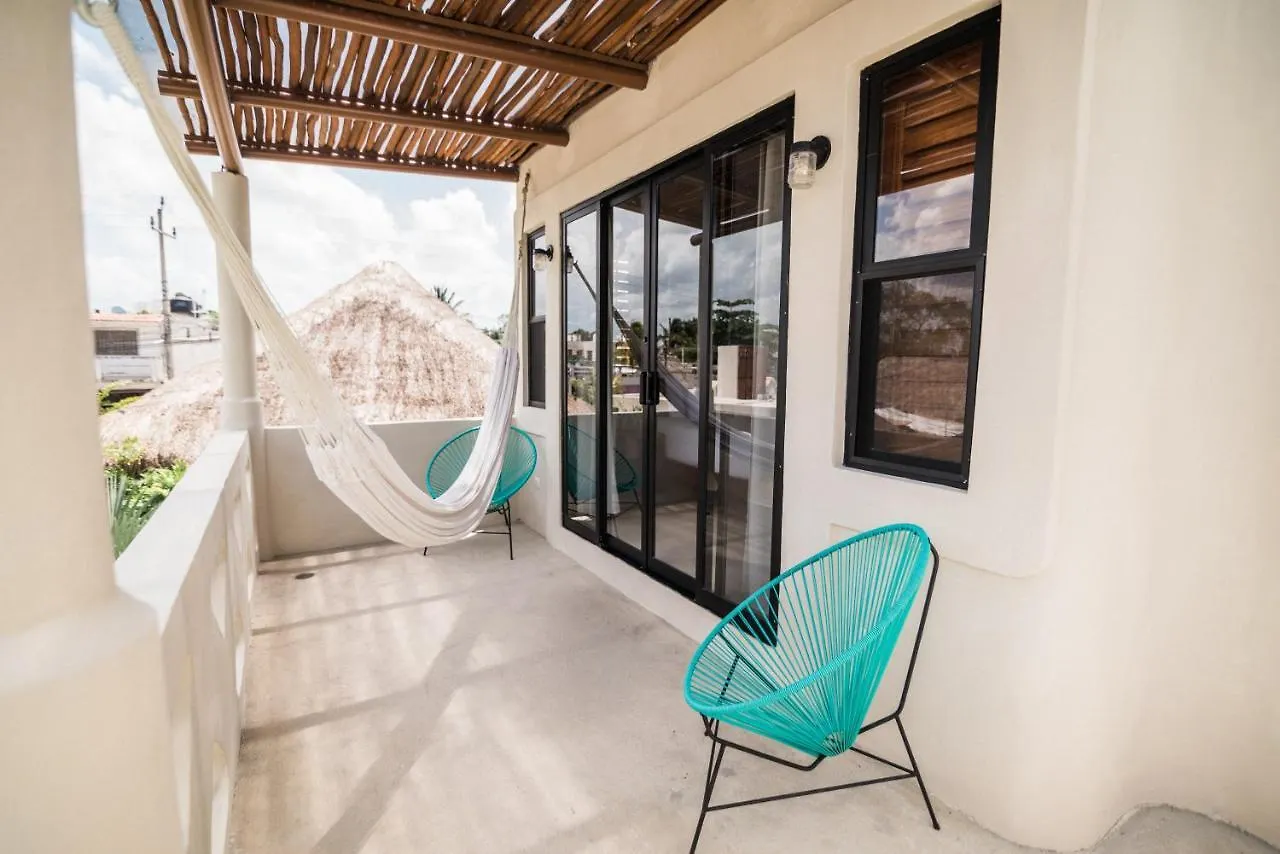 Hotel Blue Palm Bacalar 4*,