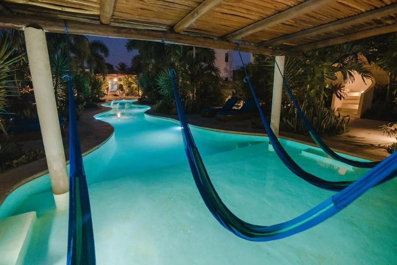 Hotel Blue Palm Bacalar